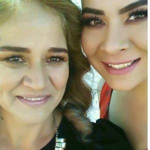 Meet your Posher, Normaa